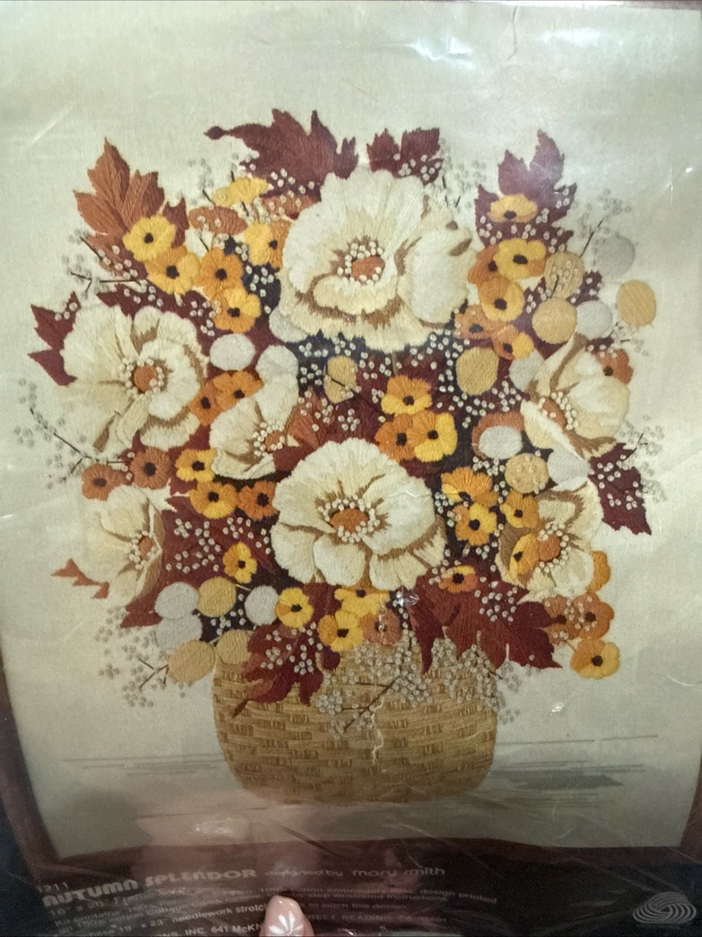Vintage Dimensions Autumn Splendor 100% wool yarn crewel embroidery NEW